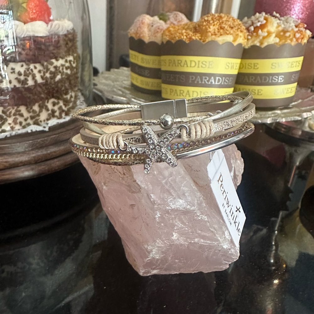 Periwinkle embellished bracelet NWT